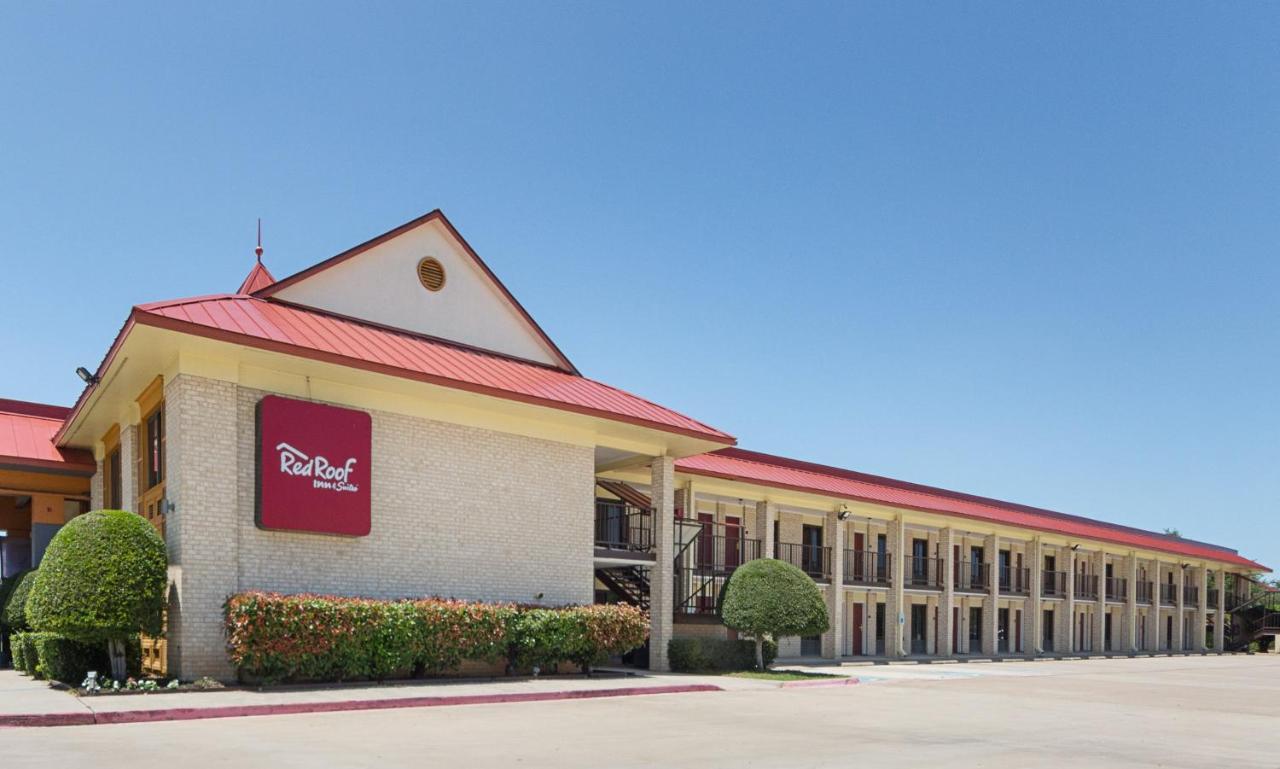 Red Roof Inn Plus+ Dallas - Addison Exterior photo