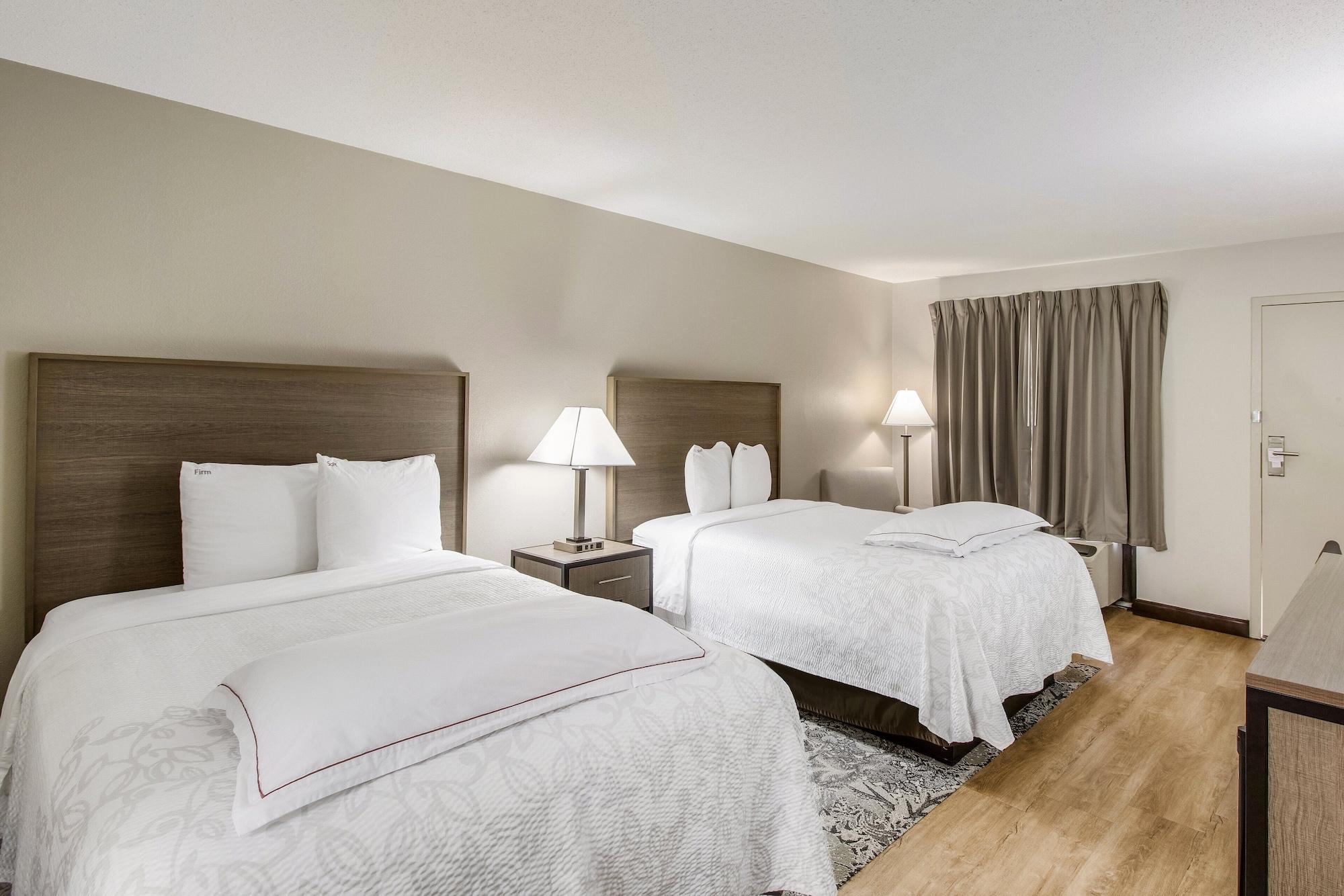Red Roof Inn Plus+ Dallas - Addison Exterior photo