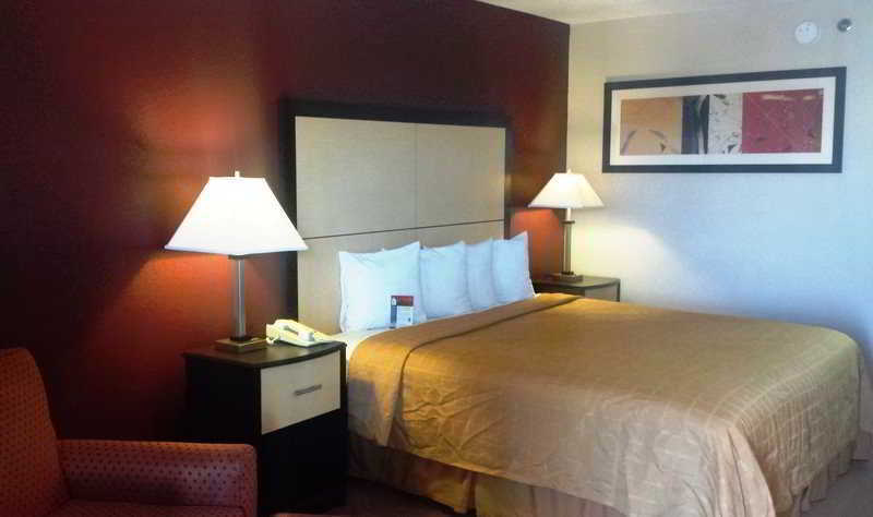 Red Roof Inn Plus+ Dallas - Addison Exterior photo